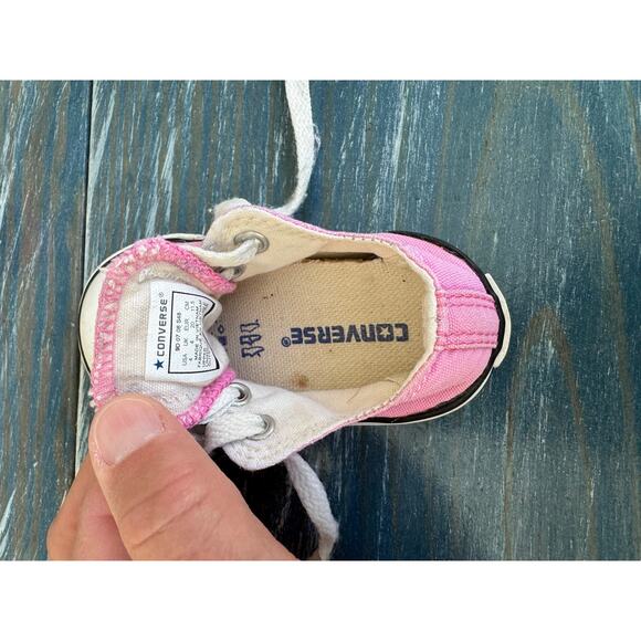 Converse All Star PINK Kids/toddler/baby sneakers/shoes, size 4 - Picture 7 of 9